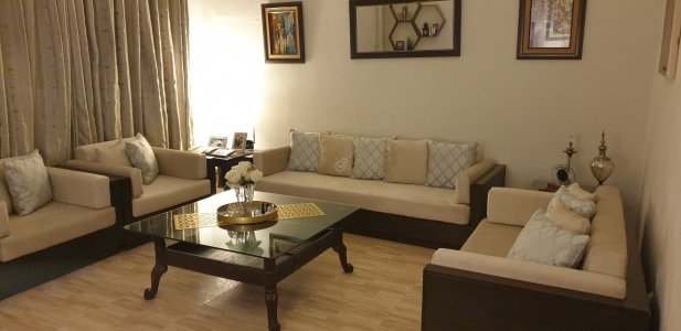 7 seater excellent condition sofa set