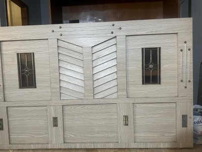 Wooden Bed – Good Condition (Second Hand)
