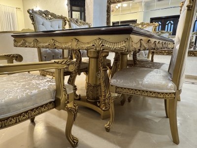 Royal 6 seater dining table set