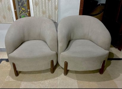 Stylish Comfortable Lounge Chairs – Pair for Sale – Rs. 30,000