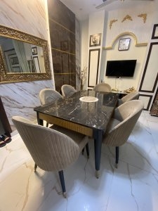 dinning table set of six chairs