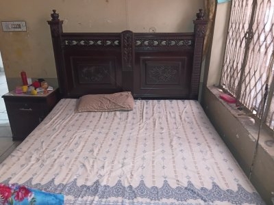 King Wooden bed
