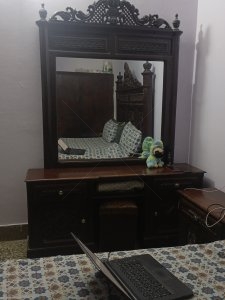 Dressing table