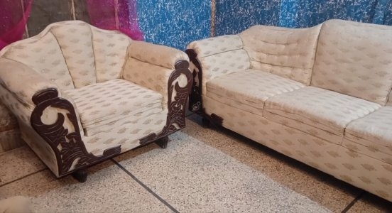 2 sofa sets