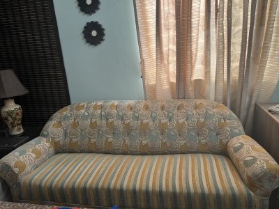 Urgent sofa for sale